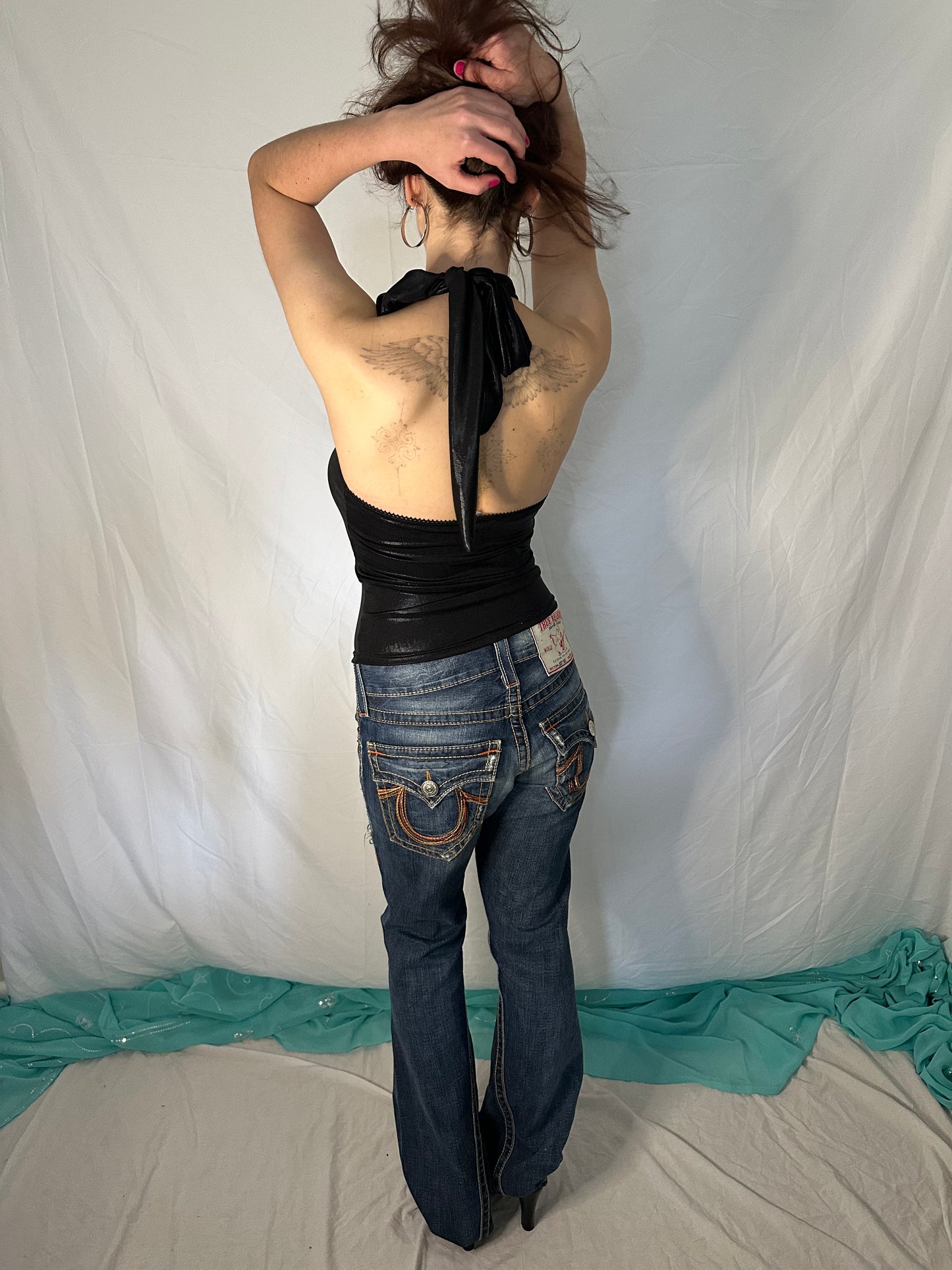 Black ‘wet’ top