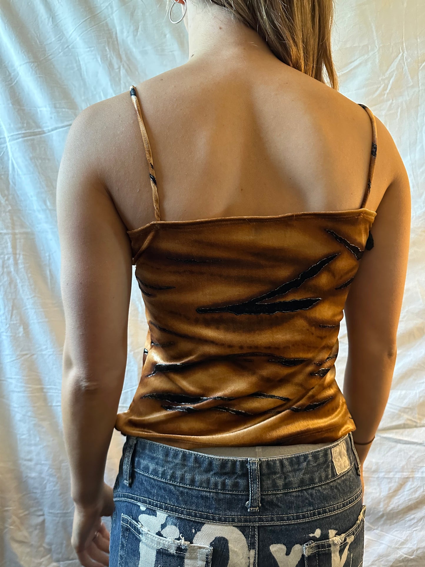 Brown and black printed singlet