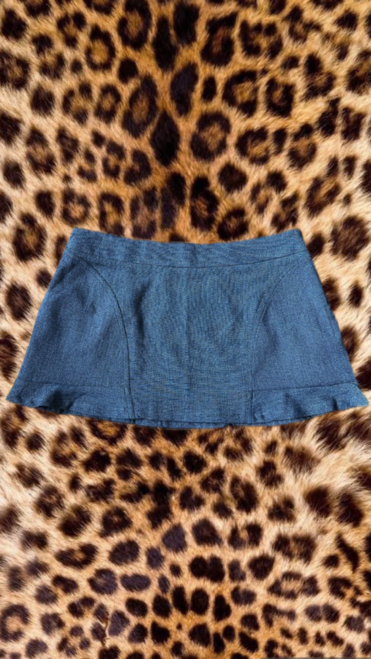 Grey mini skirt