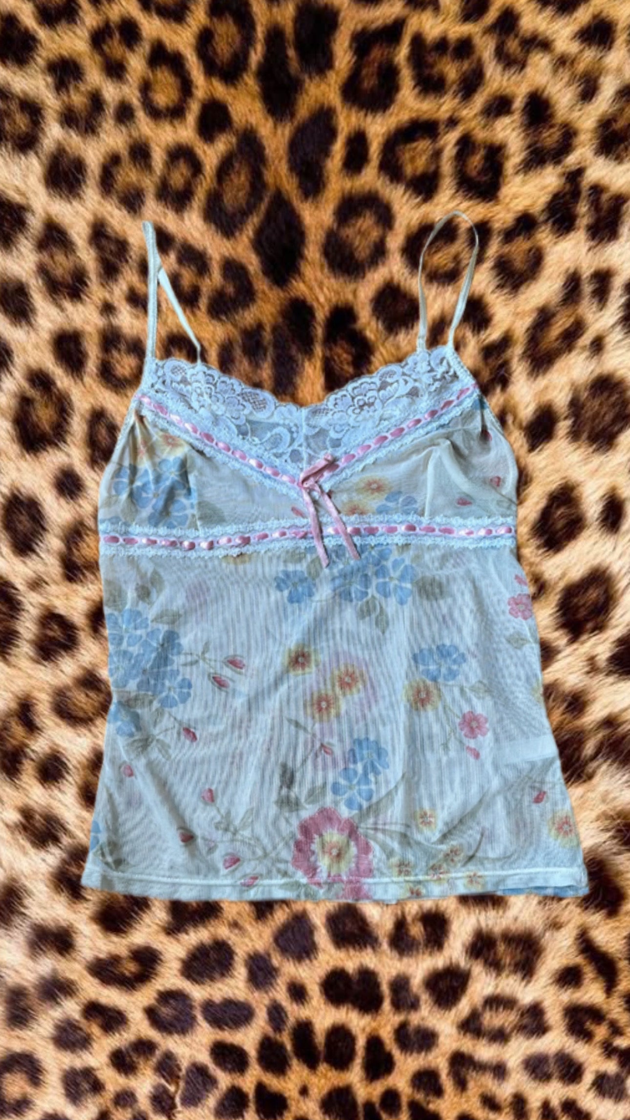 Lace pink ribbon cami