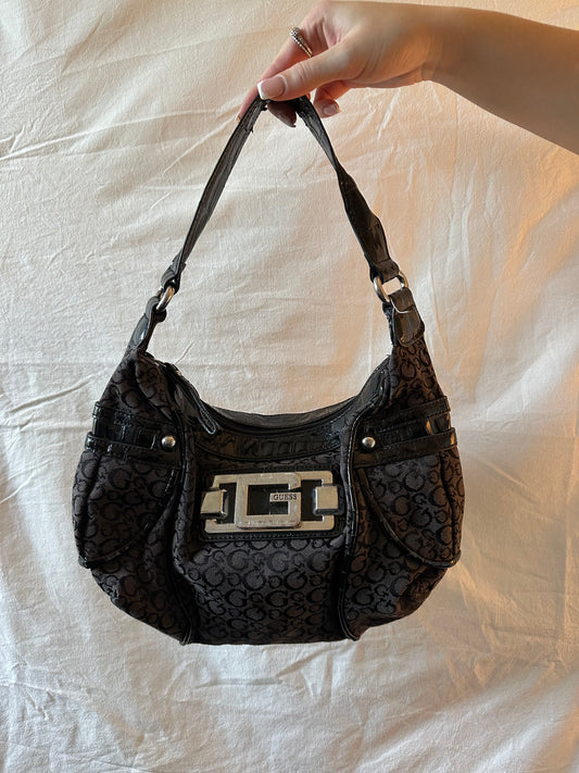 Black guess bag