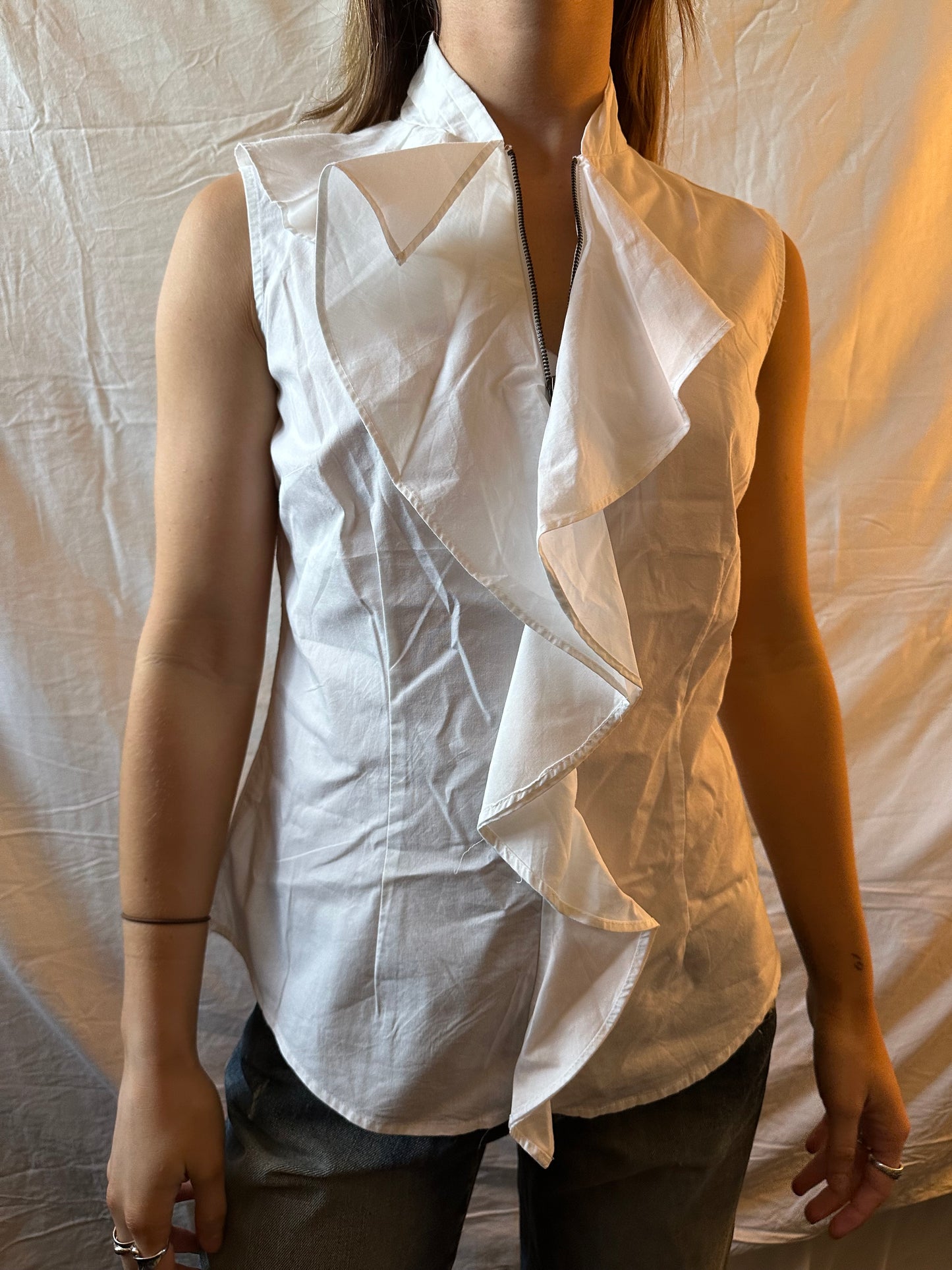 White ruffle zip singlet