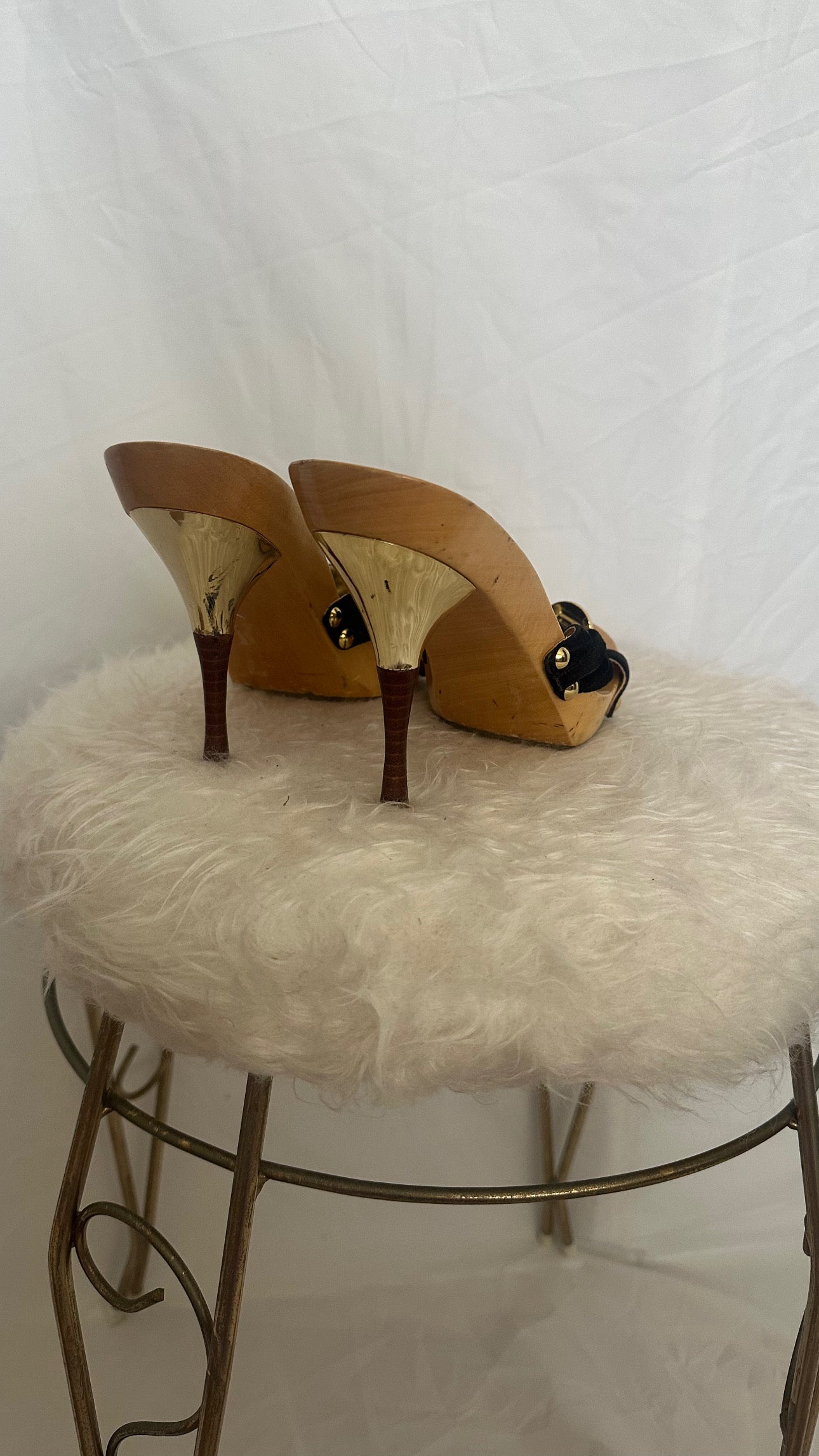 Guess heels