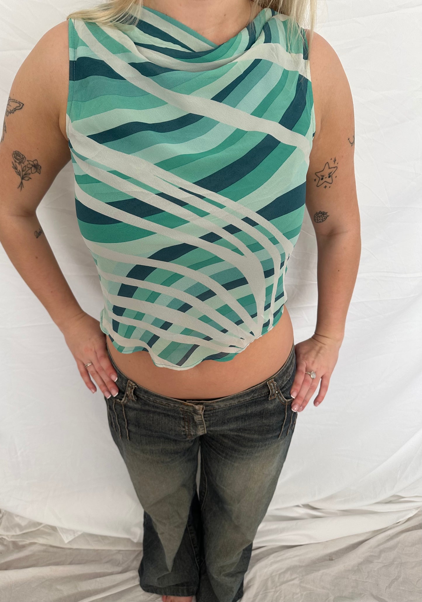 Green pattern top
